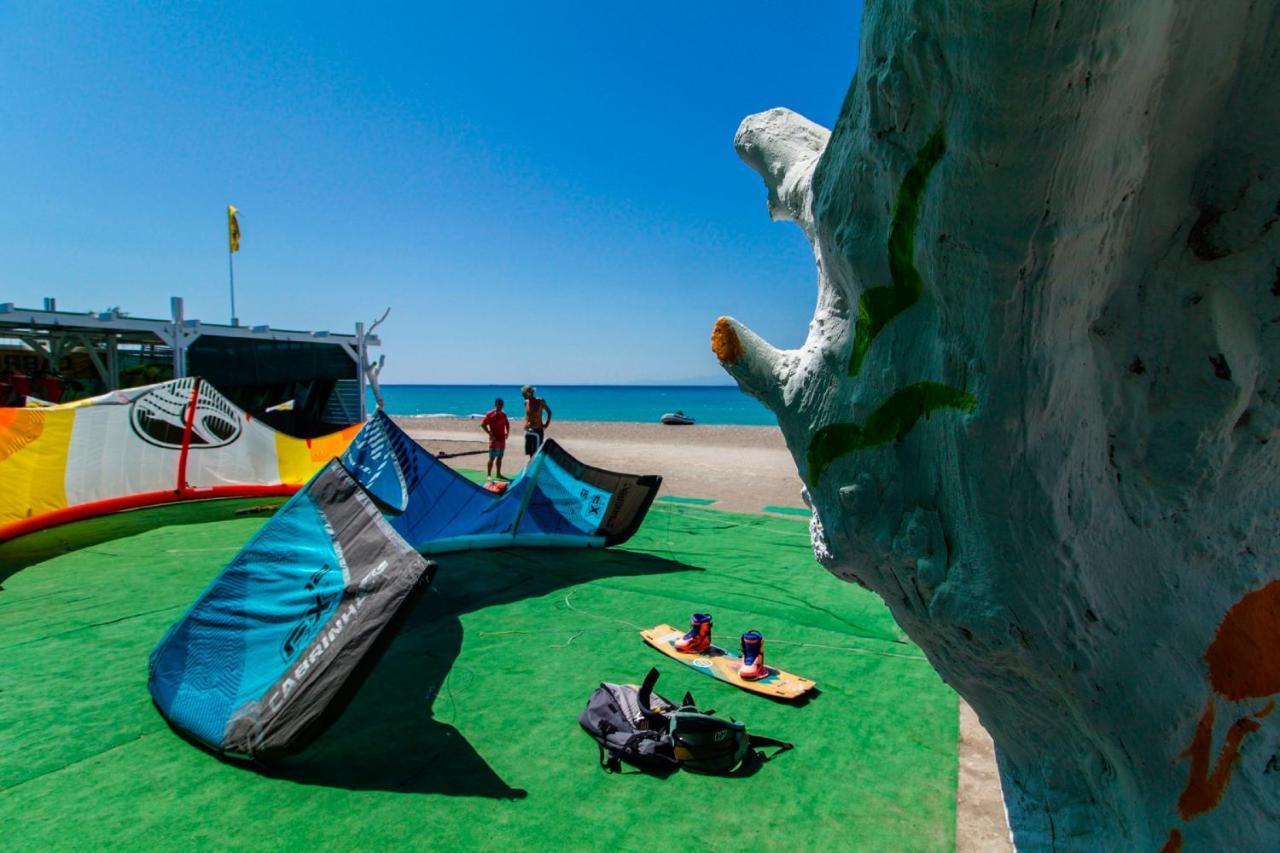 Megusta Suites Theológos Esterno foto